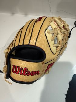 Wilson  A1000  Baseball Glove 11”