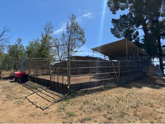 Horse corral
