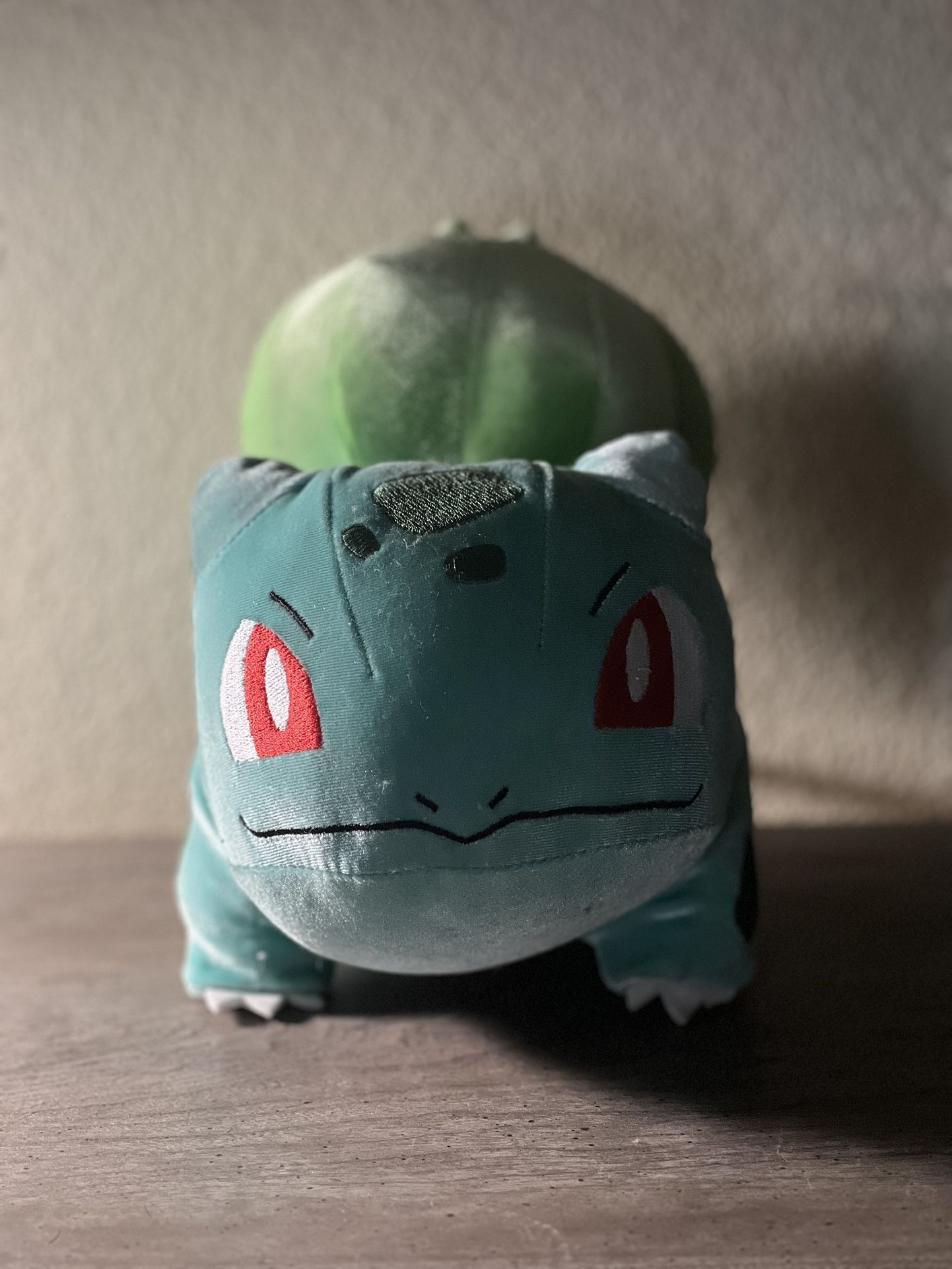 Bulbasaur Plushie - BRAND NEW W/ TAGS 🔥