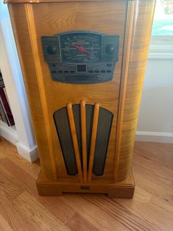 Radio Crosley cr44-cd turntable console