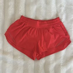 Lululemon Women Shorts Size 6 & 8