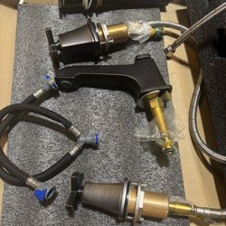 Solid brass three-hole bathroom vanity faucet