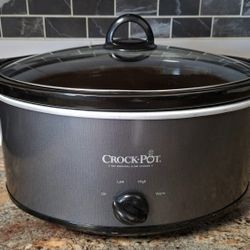 CROCK-POT 7-QUART SLOW COOKER - GOOD CONDITION 