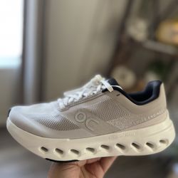 On Cloud New New New 