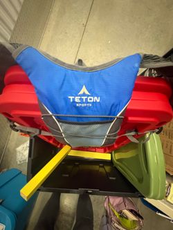 Teton sports trail runner Hydration pack