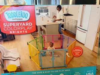 Baby play yard