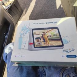 Facebook Portal. Go