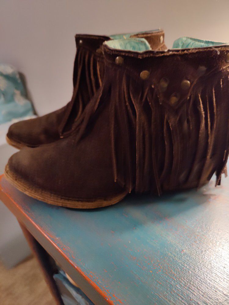 Leather Cowboy Boots With Tassels
