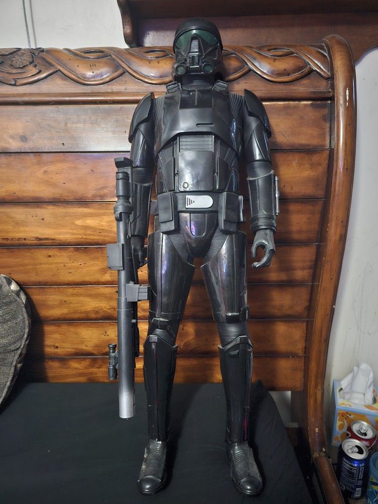 Death Trooper 31 Inch 