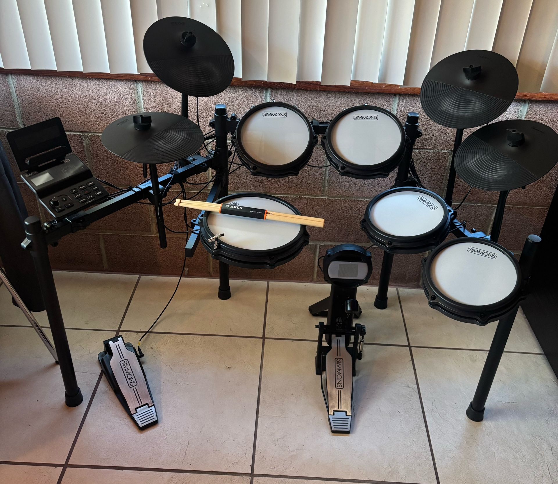 Simmons Titan 50 Drum Set COMPLETE