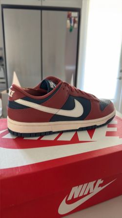 Nike Dunk low WMS 8.5