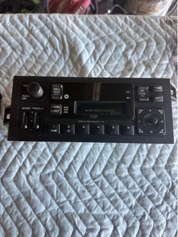 90s Chrysler radio head unit.