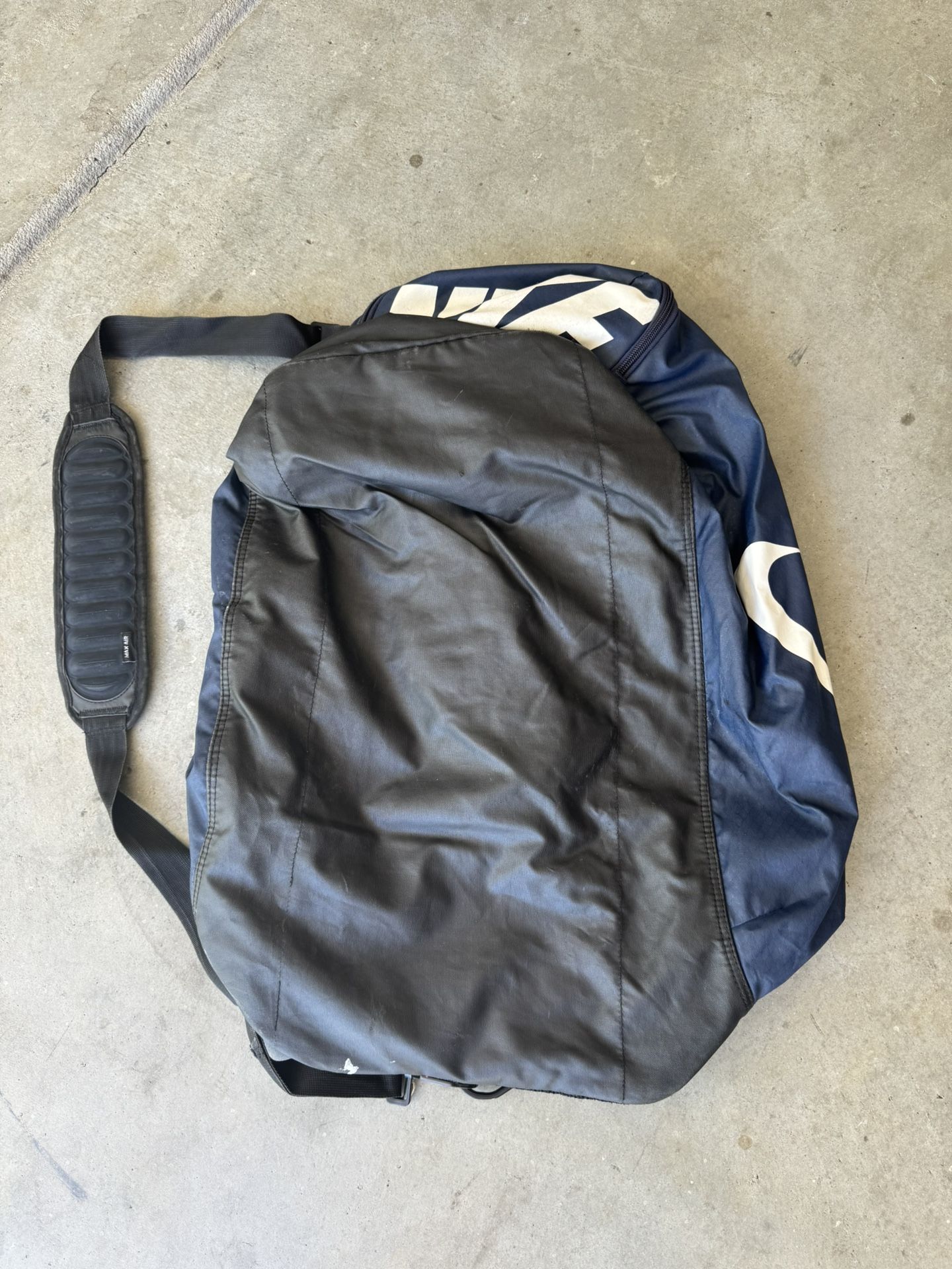 Nike duffle Bag