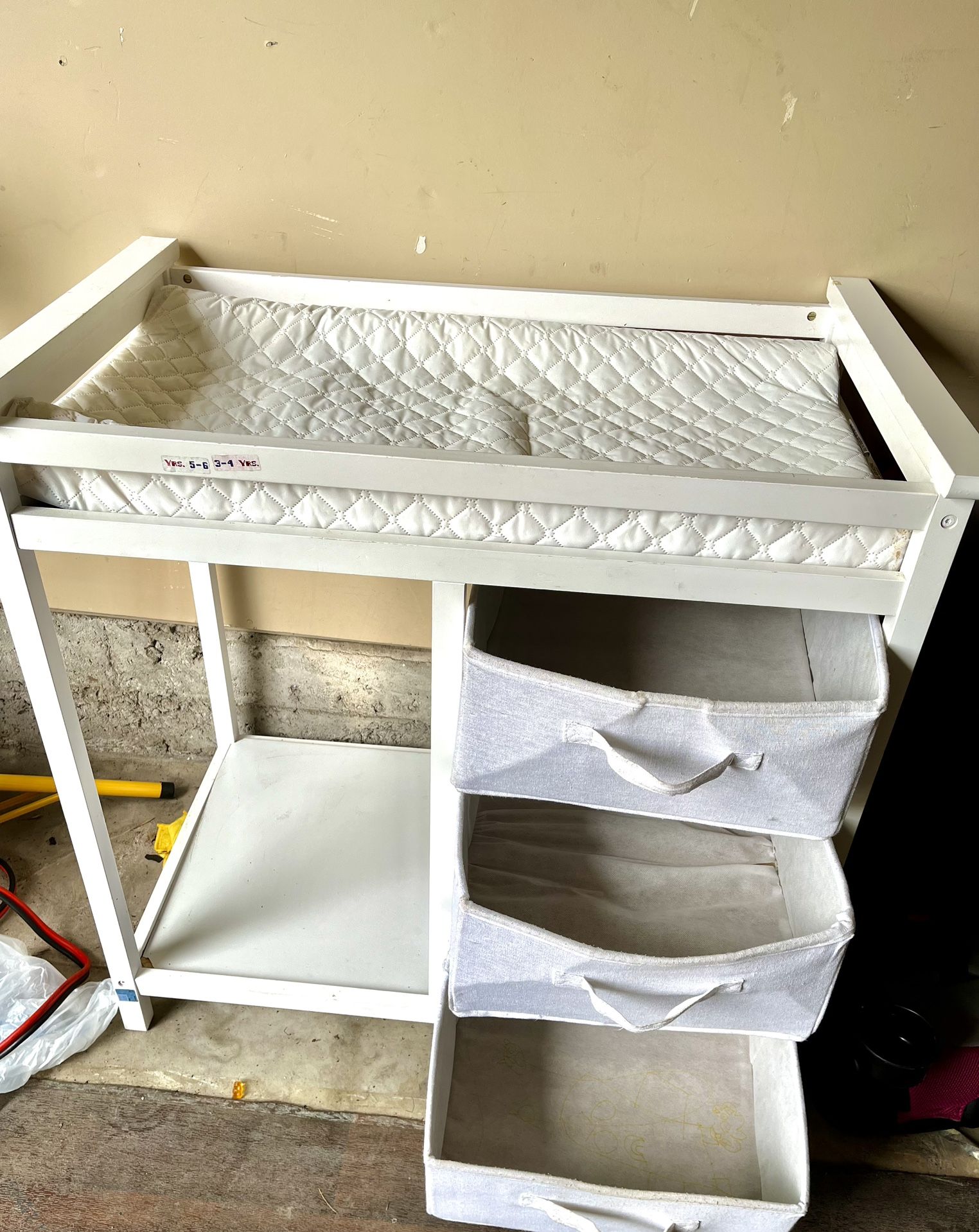 Baby Changing Table, With Pad