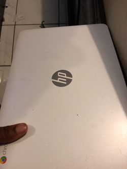 Chrome hp laptop (for parts)
