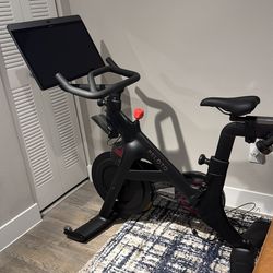 Peloton plus bike