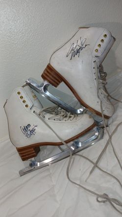Size 5m6w Ice Figure Skates 