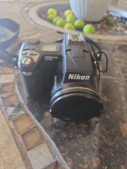 Nikon Coolpix 5700  5MP Digital Camera  8x Zoom not tested  missing charger sold as-is