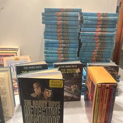 VINTAGE HARDY BOY BOOKS