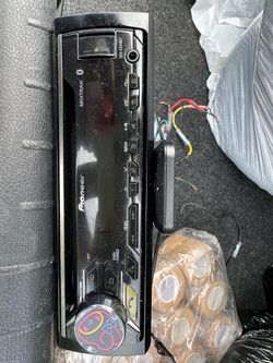 Pioneer radio