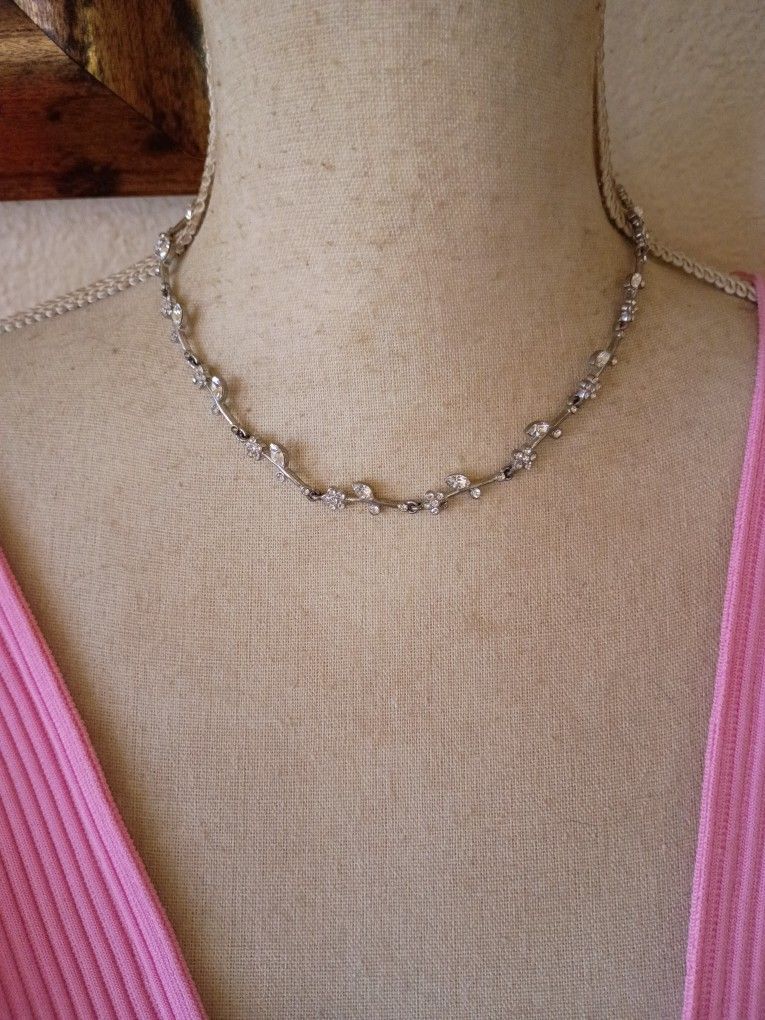 Crystals Flower Necklace 18 "