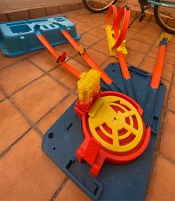 Hot Wheels Track Builder Set