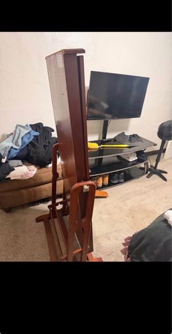 Standing mirror