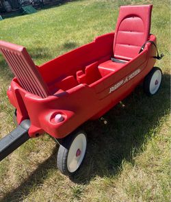 Radio Flyer Pathfinder Wagon for Kids and Storage