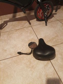 Bike mirror and bike seat for sale