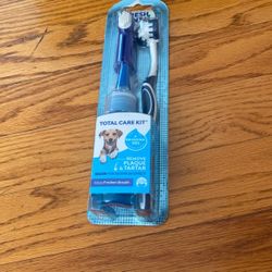 Pet Care Kit With Brushing Gel