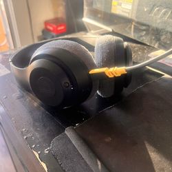 Beat Studio Pro Headphones