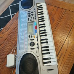 RadioShack electric keyboard 50 tones 30 rhymes 50 songs work perfectly 