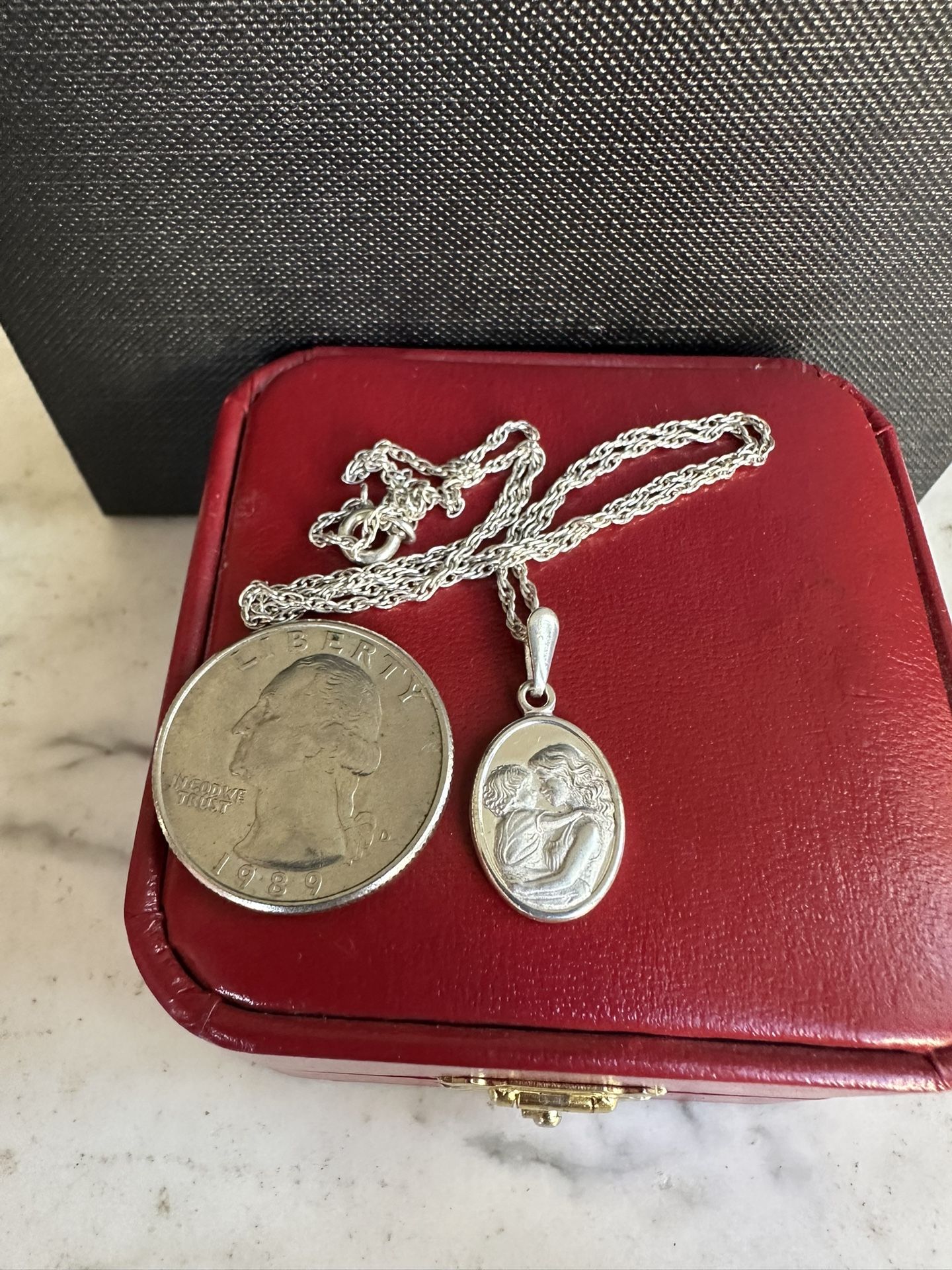 Small, 925 Sterling Silver , Mother & Child Necklace , 16in 925 Chain , Marked On The Bale ,