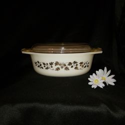 Vintage Pyrex 1960's "Golden Acorn"