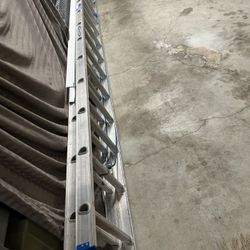 28 ft. Aluminum Extension Ladder 