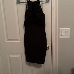 Black formfitting dress