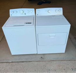 Kenmore washer and gas dryer laundry set