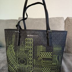 Michael Kors London LIMITED Carryall Tote Shoulder Bag MK