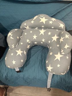 Nursing pillow