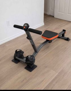 Rowing Machine with Digital Monitor