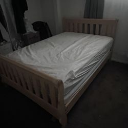 Full Size Bed