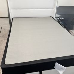 Queen Lift-Up Storage Bed Frame w/ Wingback Headboard – White Linen