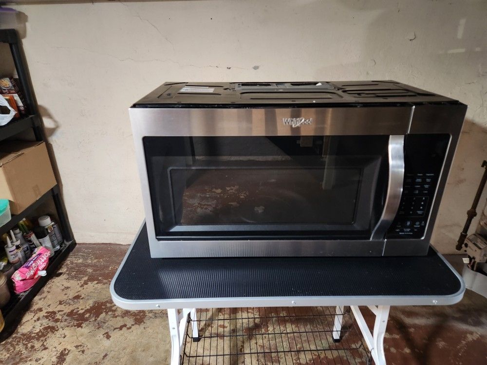 Kitchen Microwave