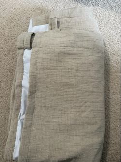 Curtain 1 panel