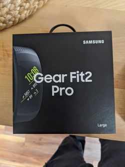 Samsung Gear Fit2 Pro Smartwatch Fitness Band