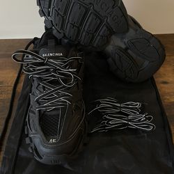 Balenciaga Tracks