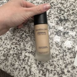 Bare minerals Foundation 