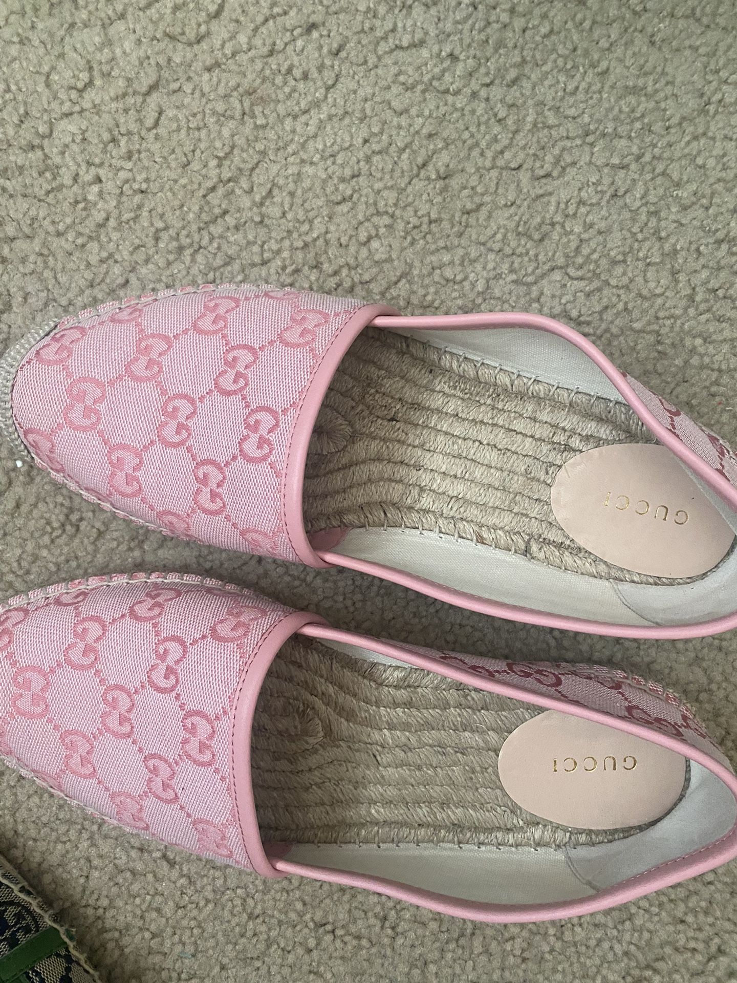 Gucci Flats