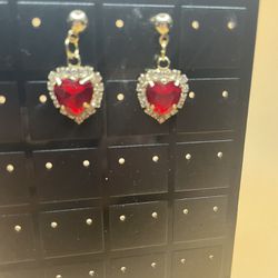 Red Rhinestone Cubic Zirconia Heart Stud Earrings 