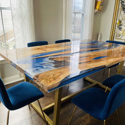Ocean Breeze River Dining Table